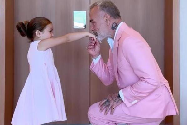 Gianluca Vacchi comparte emotivo video con su hija Blu