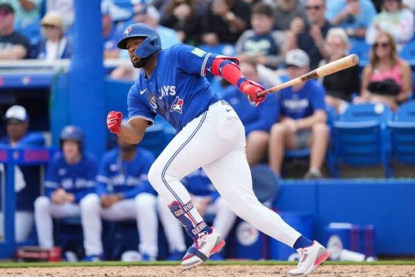 Vladimir Guerrero jr Llora al llegar a Playoff por primera vez y vencer a los Yankees